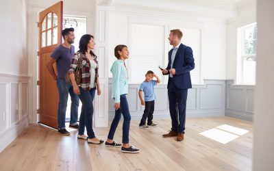 5 Reasons to Hire a Real Estate Agent
